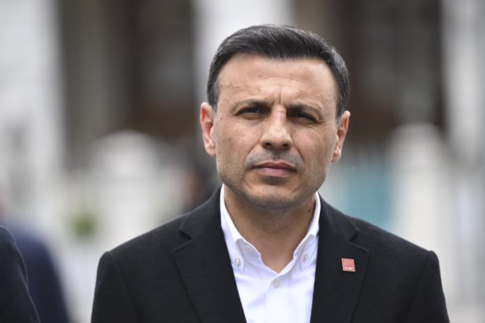 CHP'li Özgür Çelik’e rüşvet aracı mı verildi?