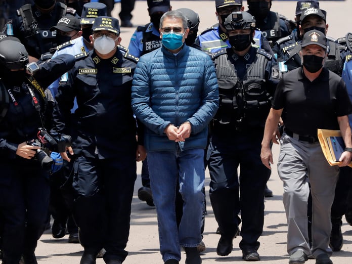 Trump'tan Honduras seçimlerine müdahale