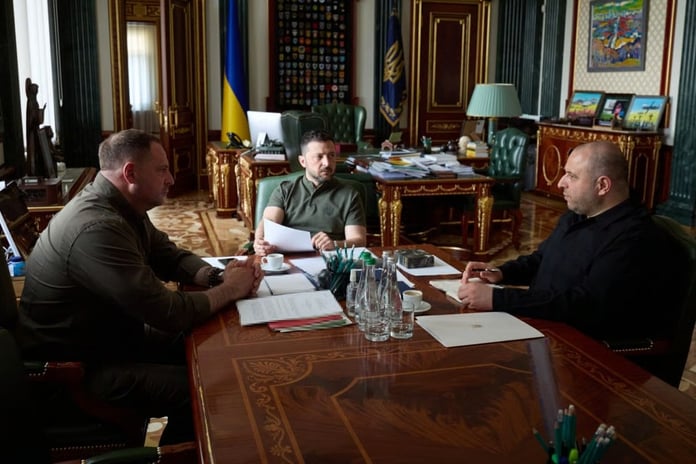 Ukrayna'dan müzakere hamlesi: Yüksek düzeyli heyet belirlendi