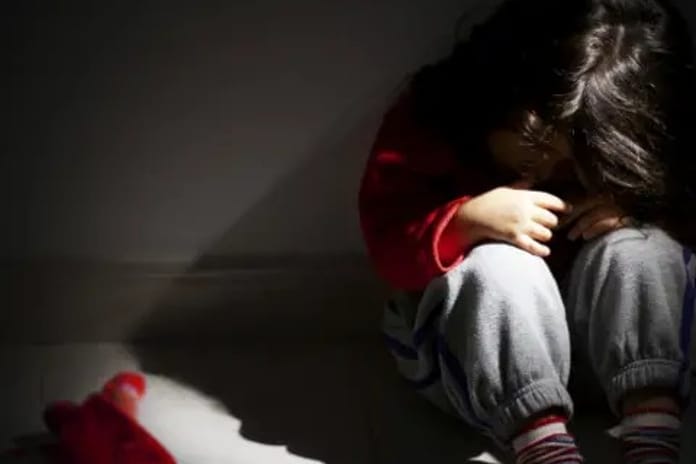 Özel banka yöneticisi 9 yaşındaki kız çocuğunu taciz etti