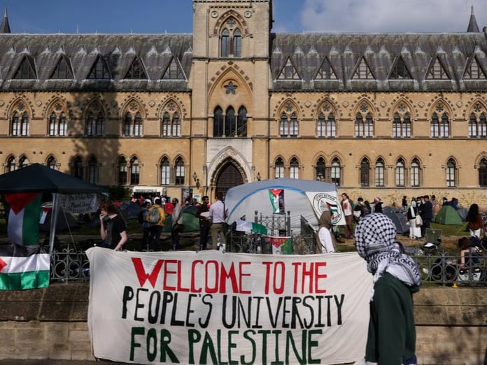 Trump'ın politikaları İngiltere'deki üniversitelere ilgiyi artırıyor