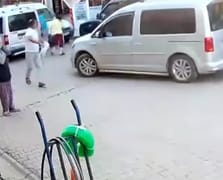 Adana'da meydana gelen deprem kameralara yansıdı