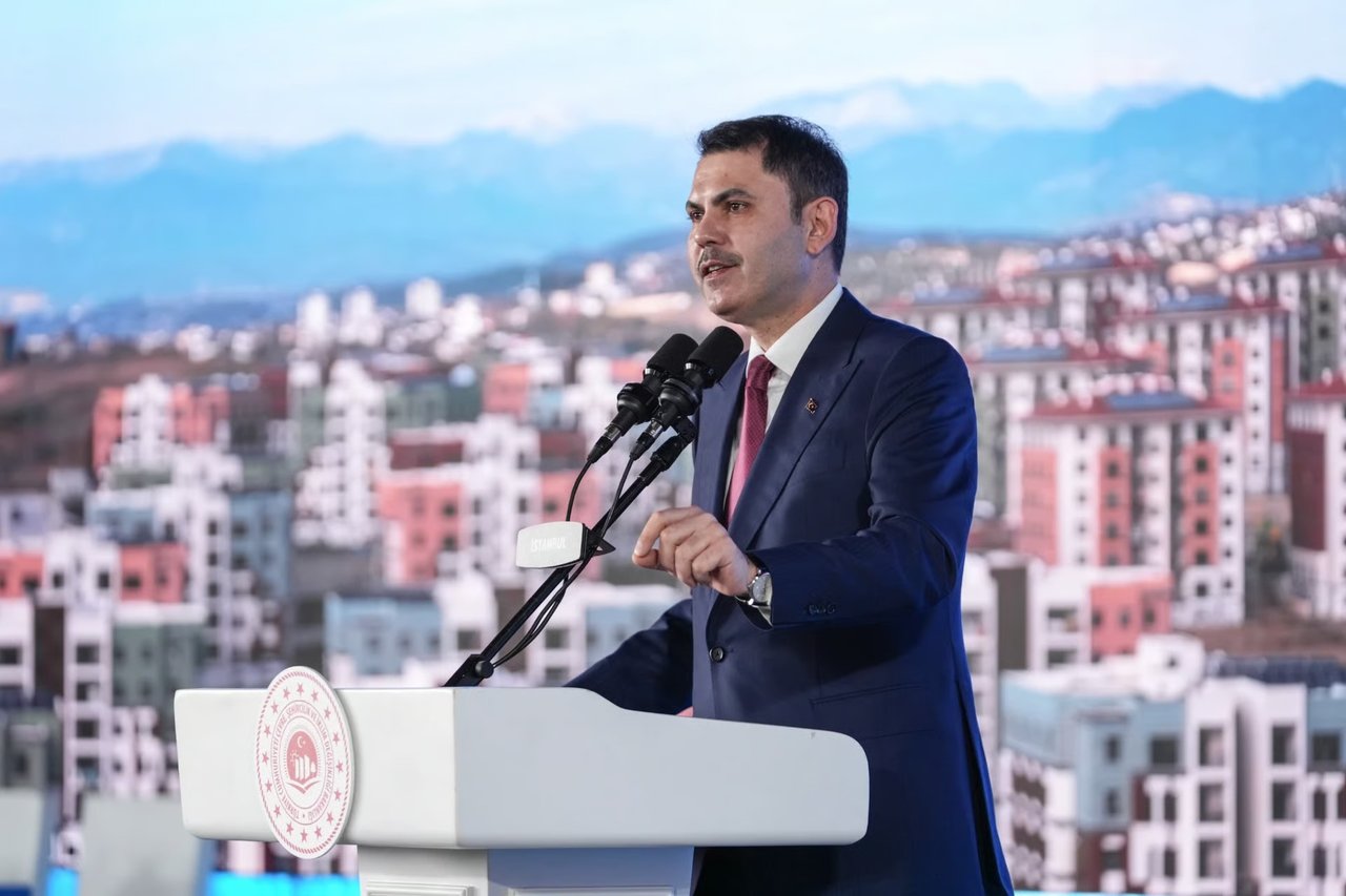 Bakan Kurum: Taş üstüne taş koymadılar, sadece karaladılar