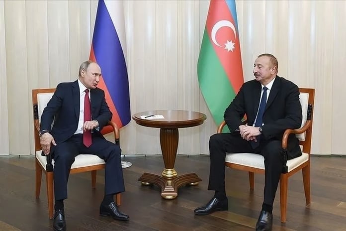 Putin'den Aliyev'e Azerbaycan Hava Yolları’na ait yolcu uçağı özrü