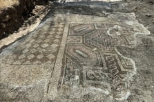 Diyarbakır'da mezar kazısında Davud Yıldızı bulundu