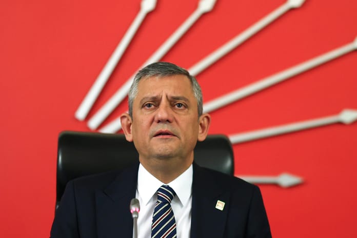 Özgür Özel'in yeni MYK listesi belli oldu: Sayı 18'e düştü