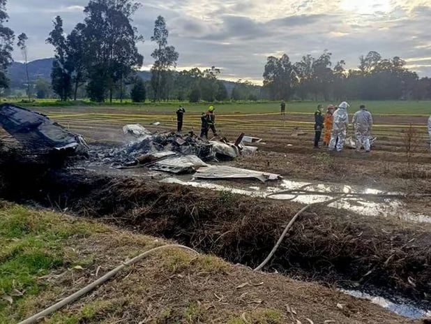 Kolombiya’da uçak kazası: Ünlü şarkıcı Yeison Jimenez hayatını kaybetti