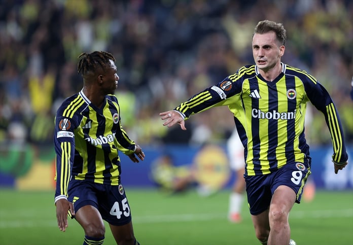 Kerem Aktürkoğlu farkı ikiye çıkardı