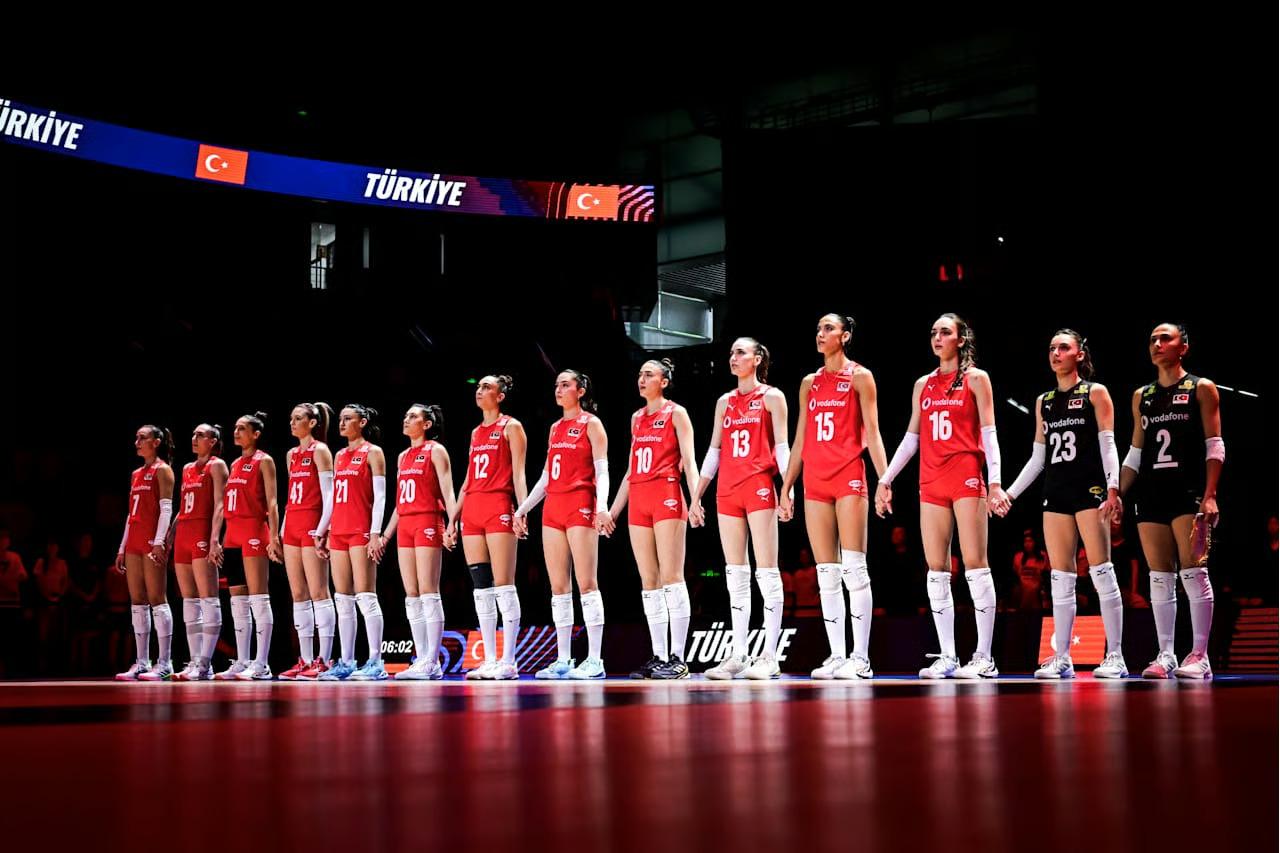 A Milli Kadın Voleybol Takımı, Milletler Ligi çeyrek finalinde Ferhat Akbaş yönetimindeki Japonya ile karşılaşacak