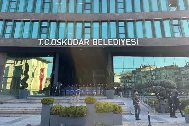 Üsküdar Belediyesi'ne rüşvet operasyonu