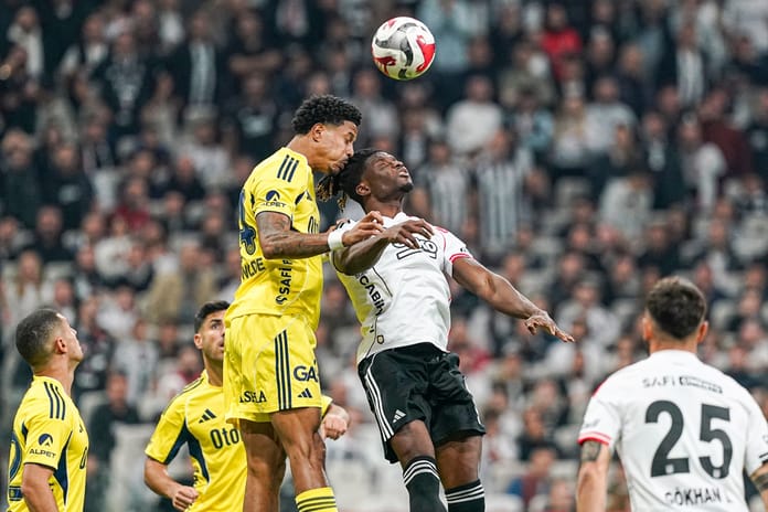 Fenerbahçe baskıyı arttırdı