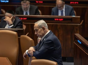 Netanyahu Fast-Tracks Draft Laws to Secure Allies