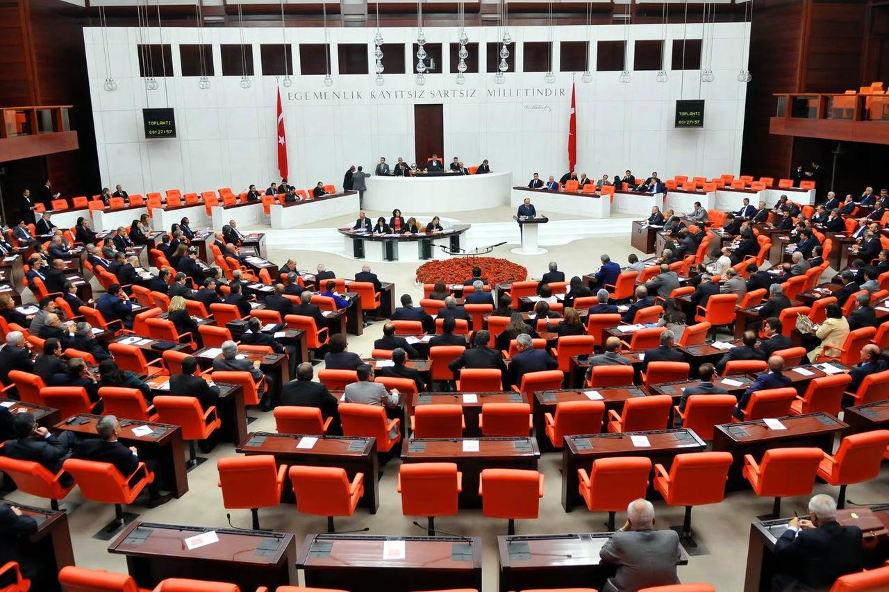 Meclis’e gelen dilekçeler şaşkına çevirdi!