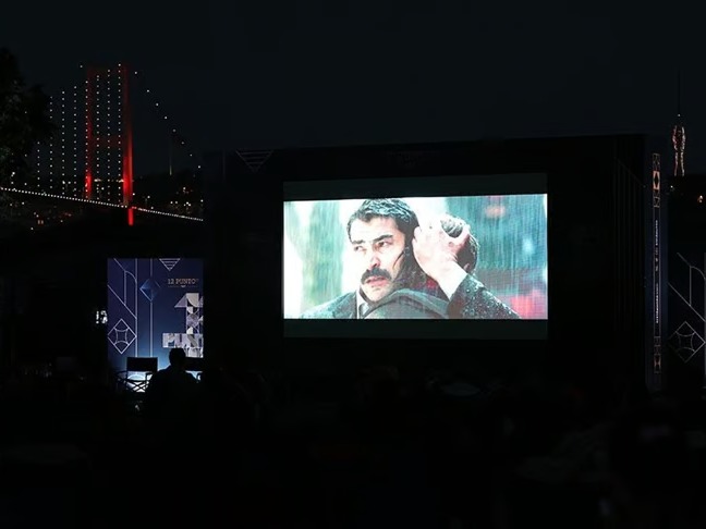 Osman Sınav "Uzun Hikaye" söyleşisinde anıldı