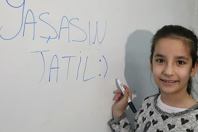 Bakan Tekin sinyali verdi! Ara tatil kaldırılacak mı? 