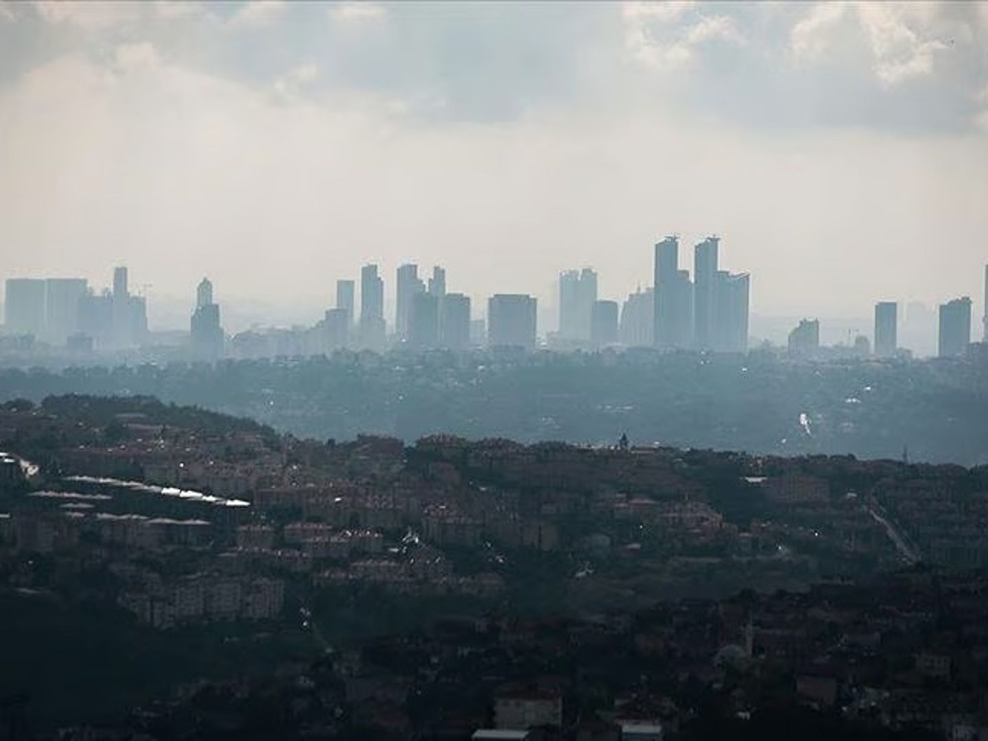 İstanbul depreminde hasar tespit çalışmaları devam ediyor
