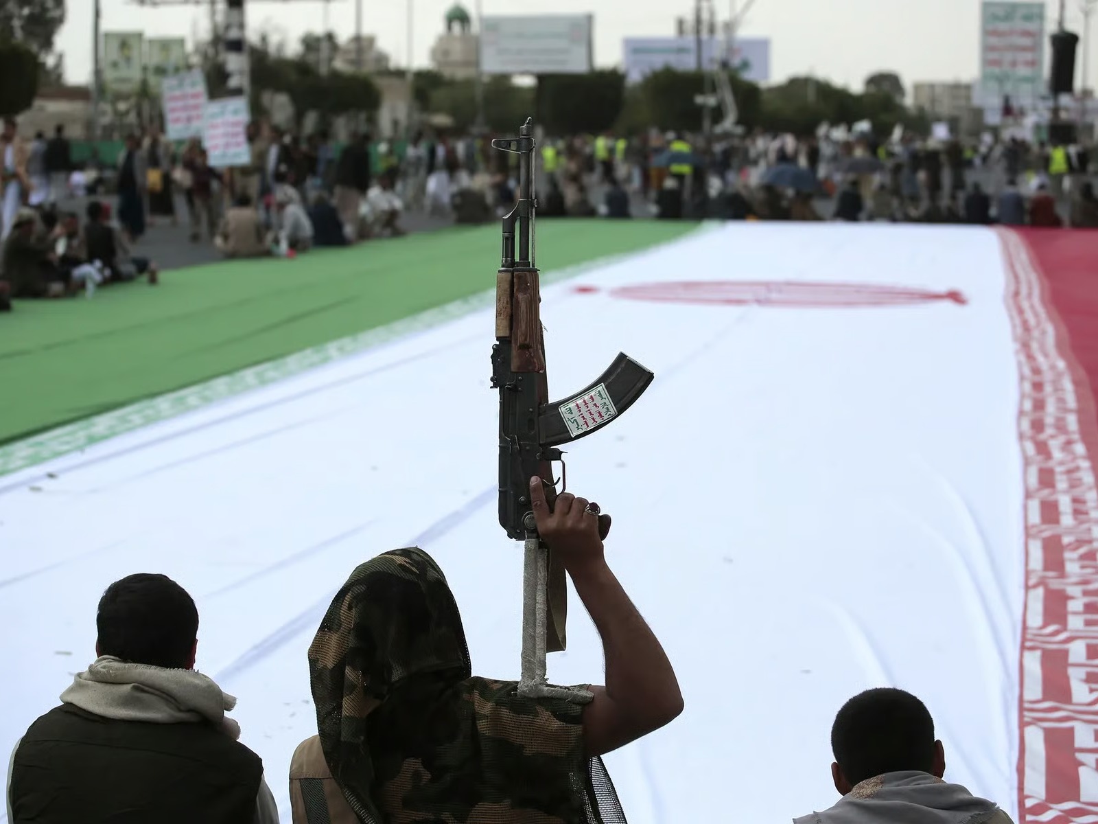 Houthis Threaten US Ships If Iran Is Attacked