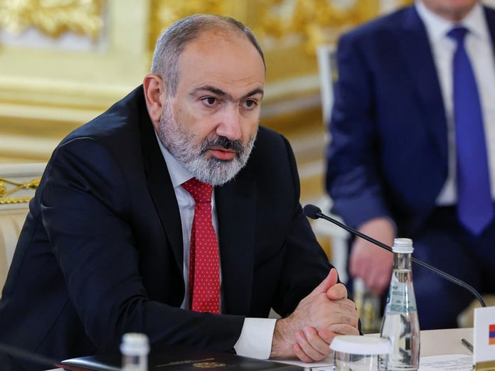 Paşinyan Moskova'dan Türkiye'ye uzanan demiryollarının inşasını istedi