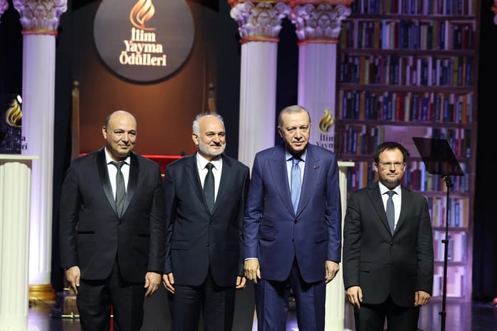 Cumhurbaşkanı Erdoğan: Niçin bizim bir Nobel'imiz olmasın?