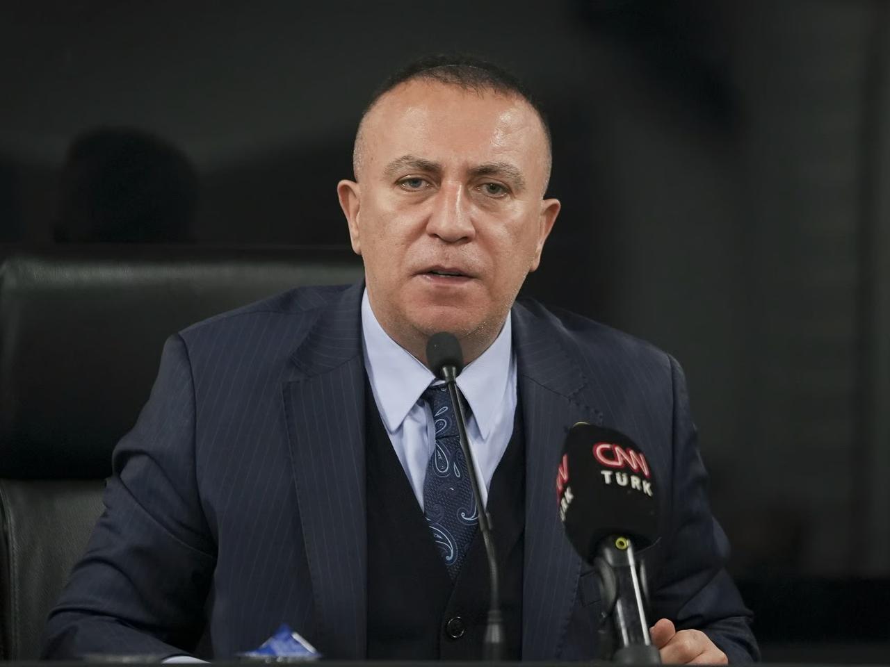 İzzet Ulvi Yönter fitili ateşledi, kurmaylar katıldı