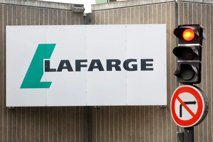 Lafarge: "Fransız istihbaratı eski çalışanları muhbir yapmak istedi"