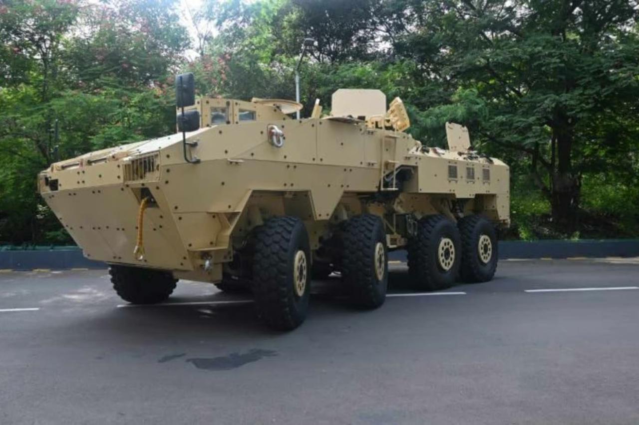 Yunanistan WhAP 8×8’i inceliyor