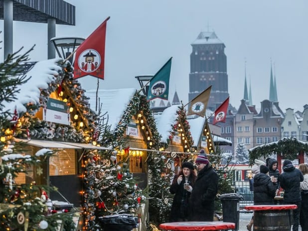 Polonya'da bir kişi Noel Pazarı'na saldırmaya hazırlanırken yakalandı