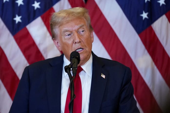 Trump'ın isminin Epstein dosyasından çıkarıldığı iddia edildi