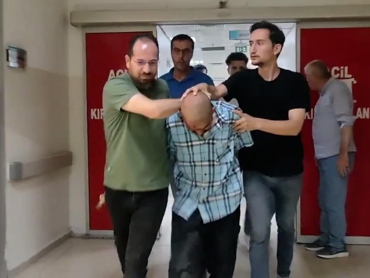 Kimlik soran bekçiye bıçaklı saldırı