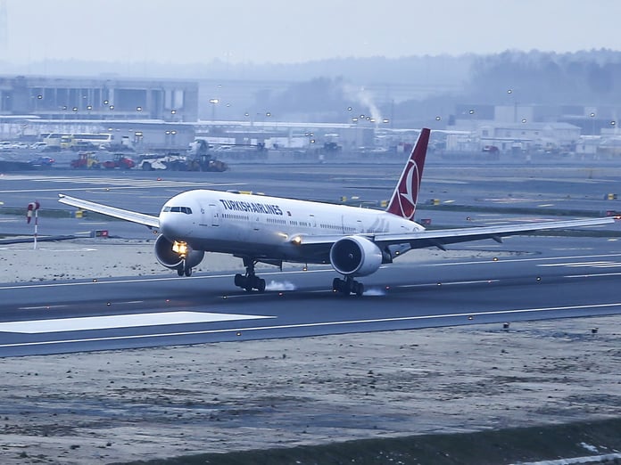İsrail-İran gerilimi THY uçuşlarının rotasını değiştirdi