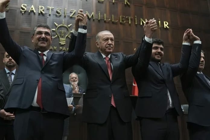 60 belediye neden AK Parti'ye geçti?