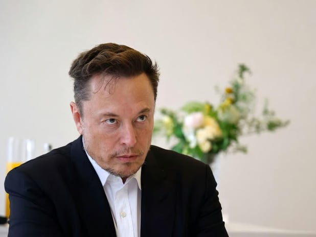Elon Musk DOGE'taki görevinden ayrıldıktan sonra Trump yönetimine mesafe koydu