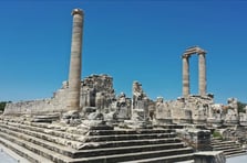 Antik kehanet merkezi Apollon Tapınağı gece ziyaretine açılıyor