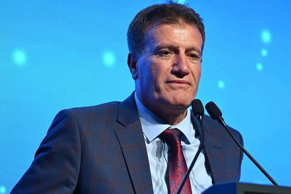 KKTC'de Ulaştırma Bakanı Arıklı görevden alındı