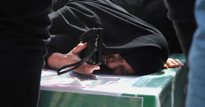 İran'ın sayısız bölgesinden cenaze görüntüleri geliyor - Reuters