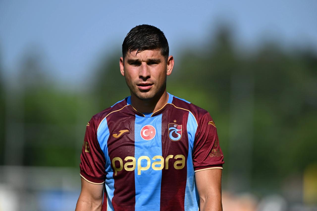 Trabzonspor'lu Malinovskyi ameliyat oldu