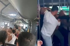 Taciz iddiası otobüsü karıştırdı: Tekme tokat kavga ettiler