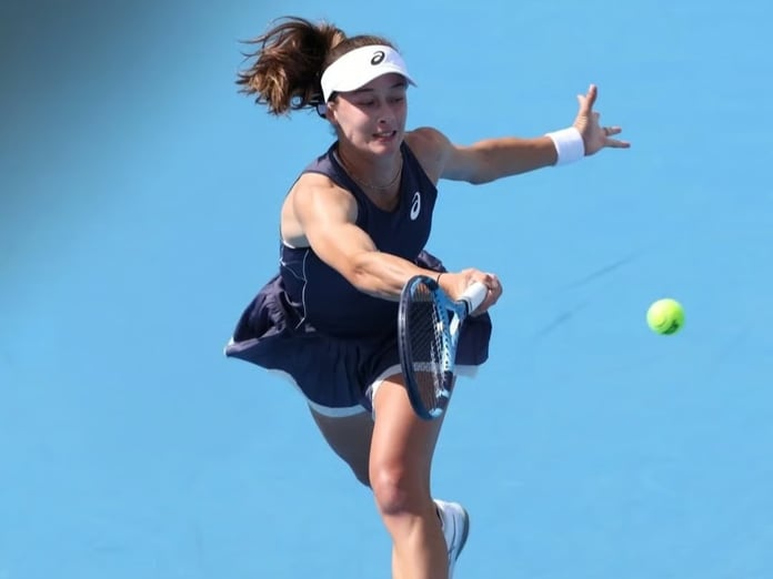 Milli tenisçi Zeynep Sönmez, Avustralya Açık elemelerinde ikinci tura yükseldi