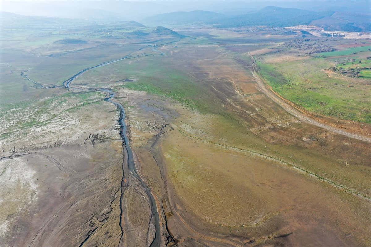 Balıkesir'in barajları kuruyor: Barajdaki su oranı yüzde 10'un altına düştü
