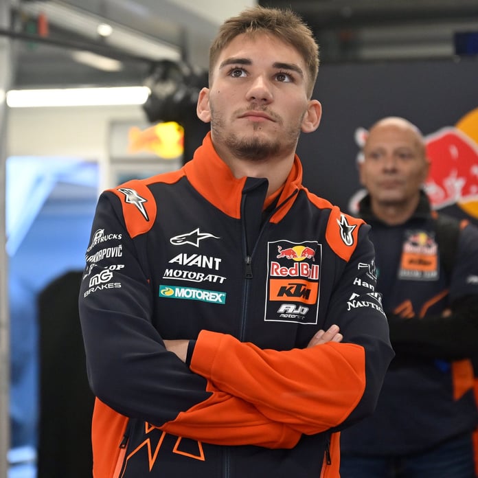 Deniz Öncü Moto2'de