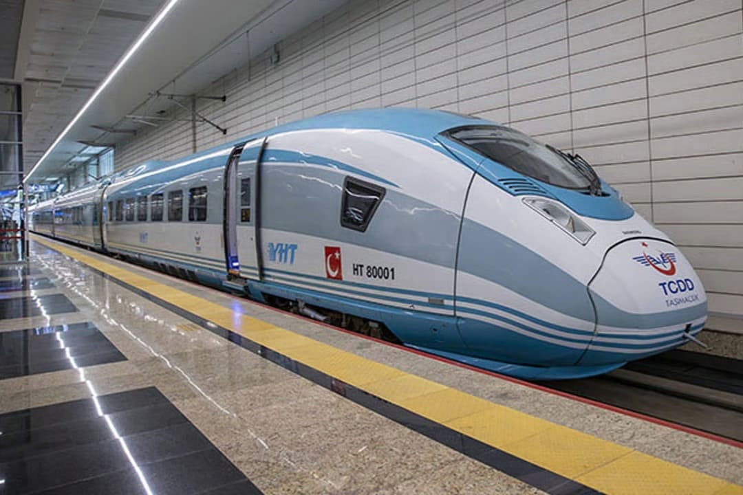Ankara-İzmir YHT hattı yapılıyor