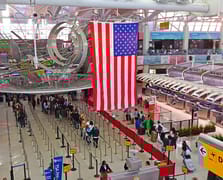 Trump yönetimi seyahat yasağı listesine 5 ülkeyi daha ekledi