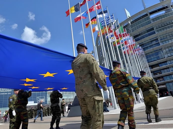 AB Parlamentosu, 1,7 milyar dolarlık yeni savunma yatırım programını onayladı