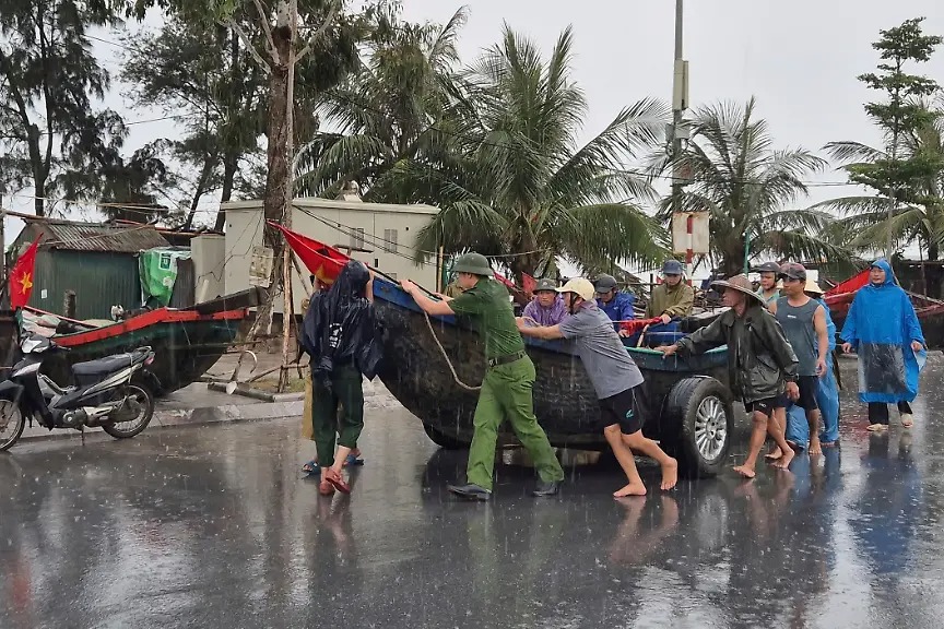 Vietnam’da Kajiki Tayfunu alarmı verildi