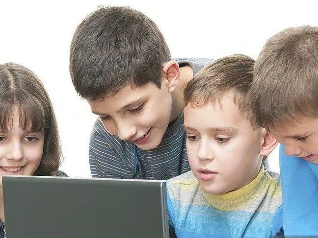 Çocuklarda bel ve boyun fıtığı artmaya başladı