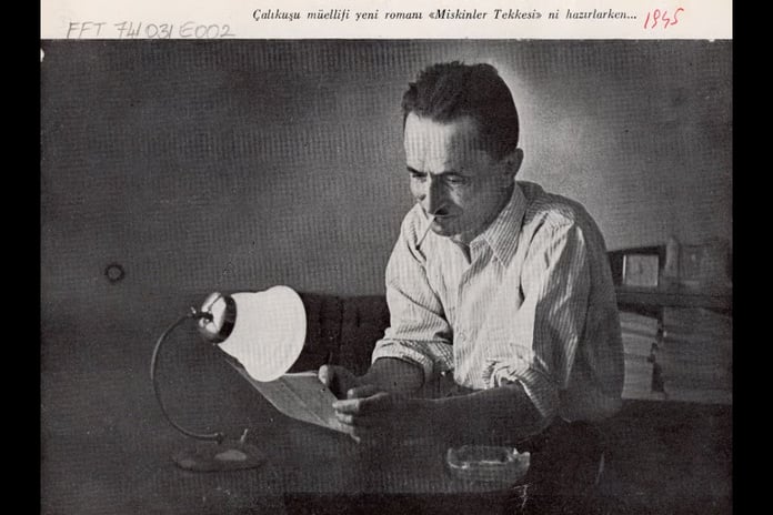 Türk edebiyatının köşe taşlarından Reşat Nuri Güntekin