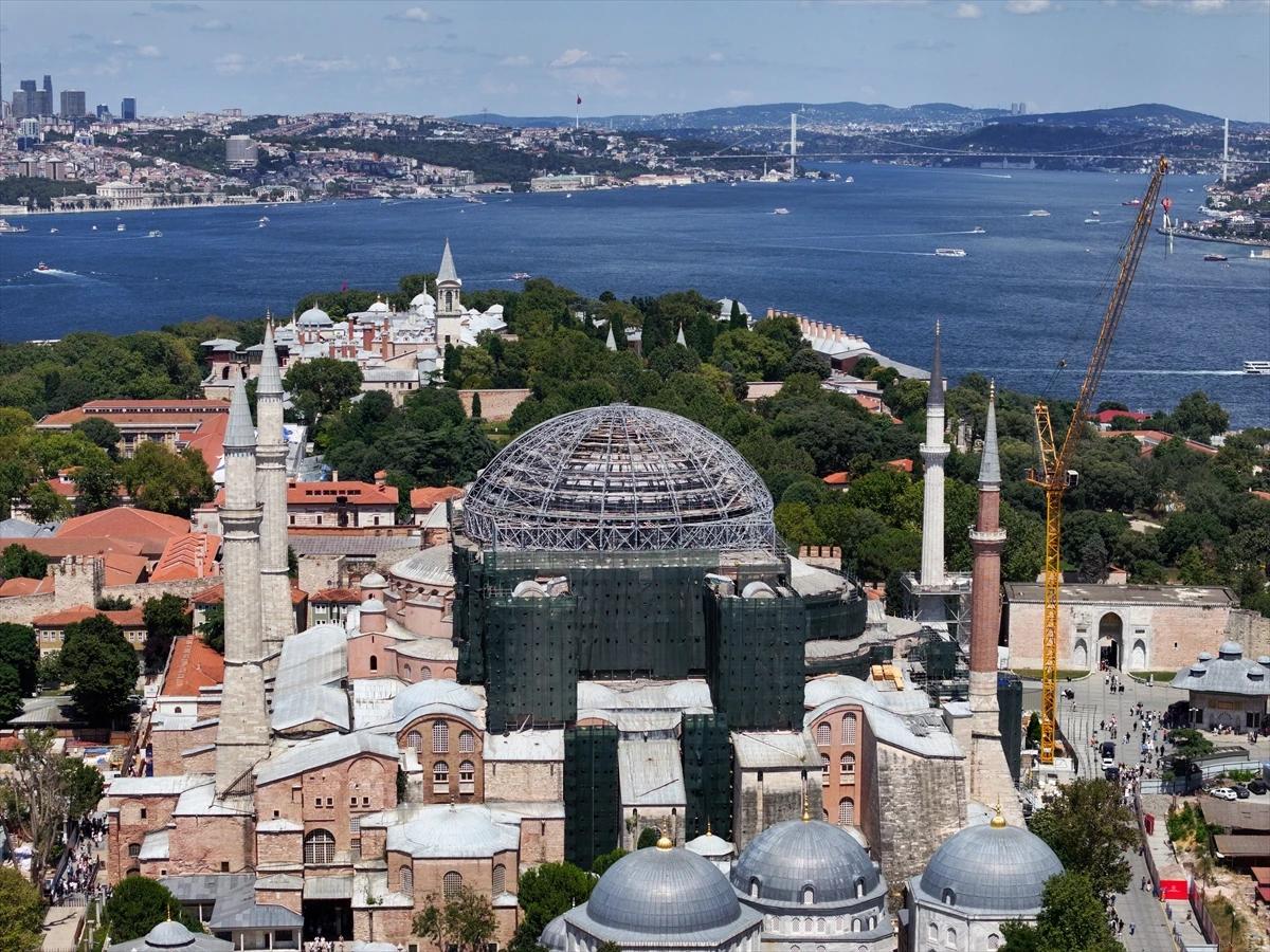Ayasofya'da tarihi restorasyonda kritik aşama: Ana kubbe için yeni önlem alındı!