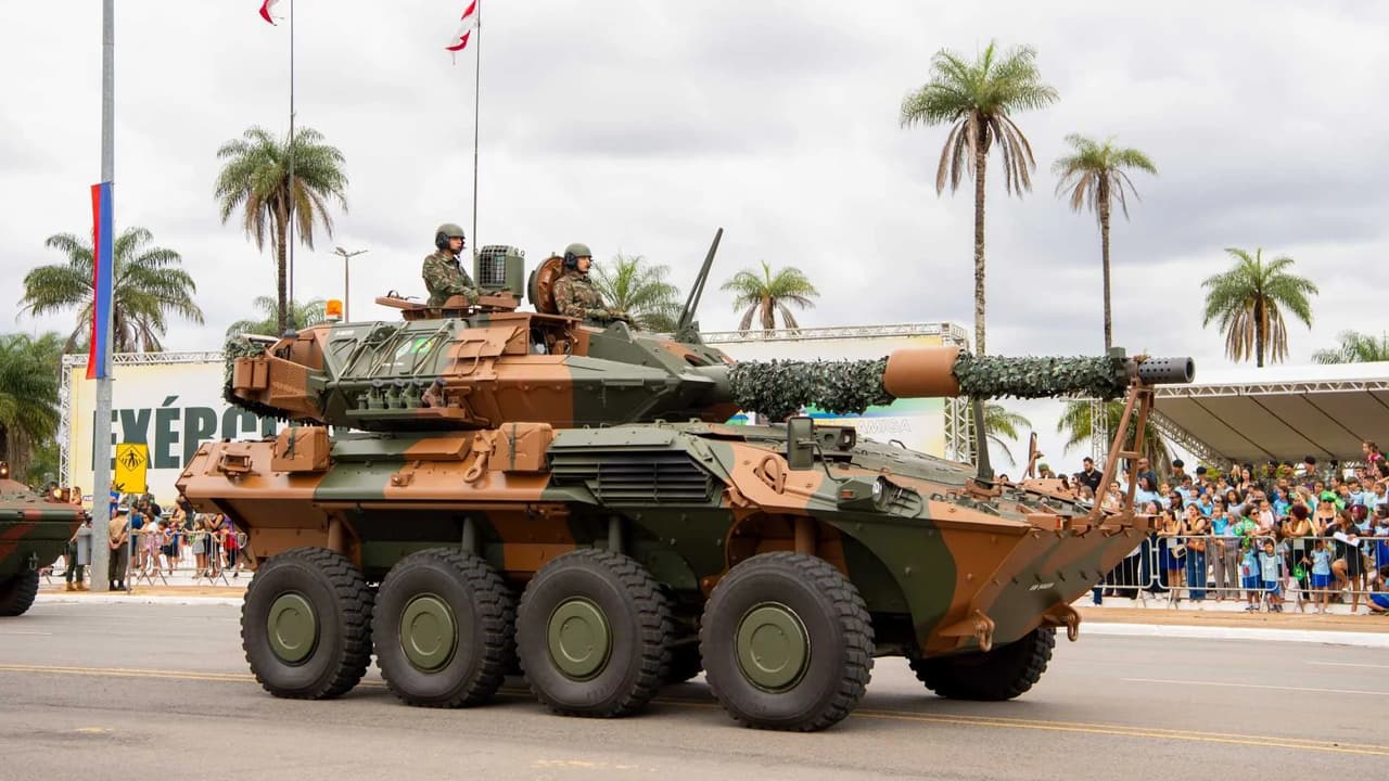 Brezilya, 7 adet Centauro II BR zırhlı muharebe aracı sipariş etti