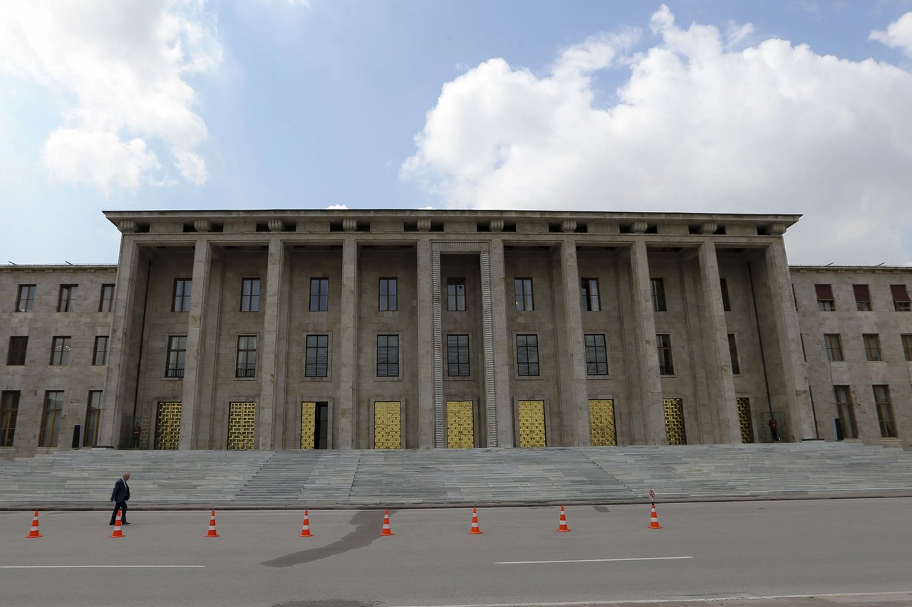 TBMM skandalında 4 Gözaltı, 1 Tutuklama