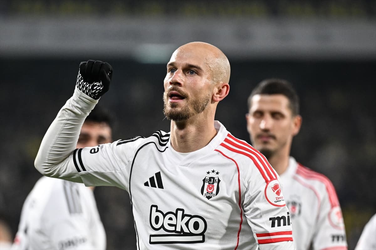 Beşiktaş Cerny ile öne geçti